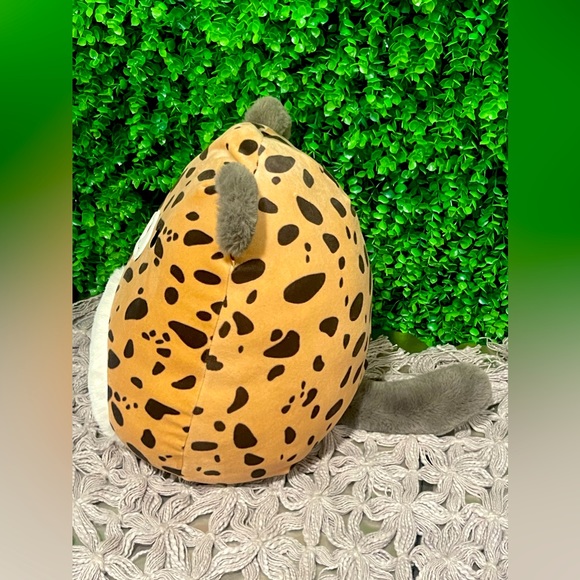 Kei (No Bio Tag) the Cheetah Squishmallows 11" - Picture 4 of 5